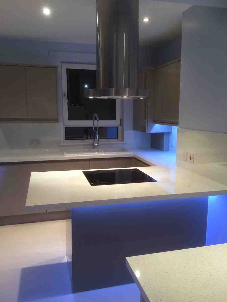 Kitchen Fitting / Installation