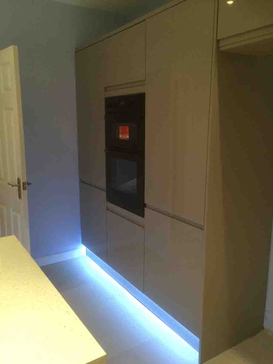 Kitchen Fitting / Installation